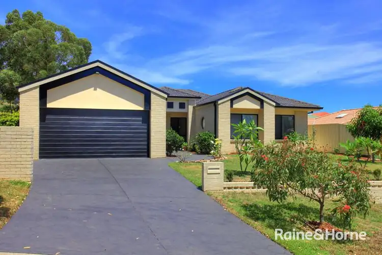 20 Trumpeter Circuit, Corlette NSW 2315