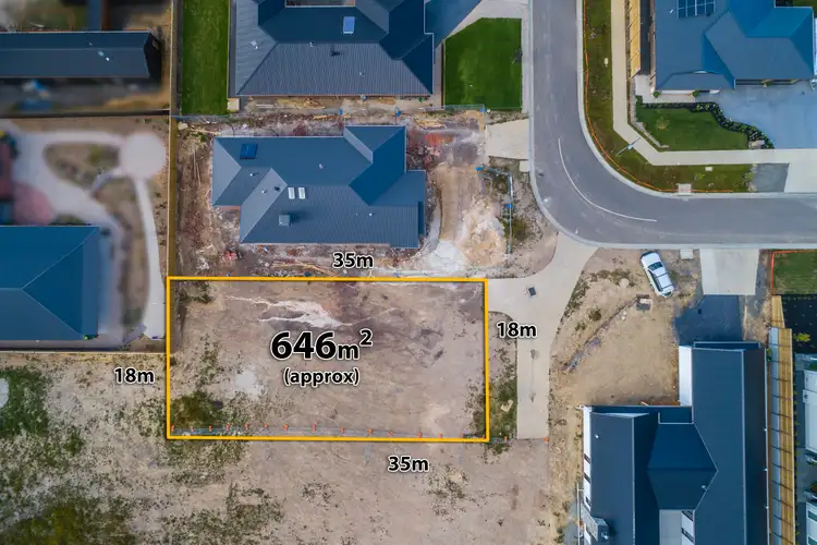 21 Clover Tree Circuit, Woodend VIC 3442