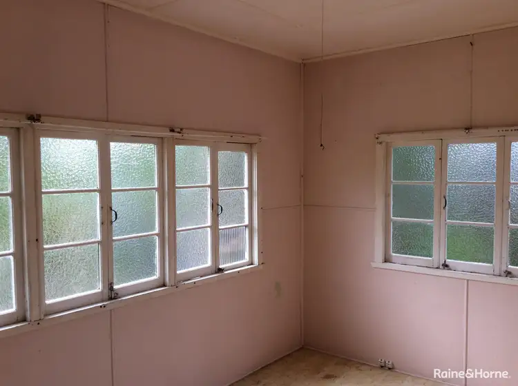 Fourth view of Homely unit listing, 2/490 Esplanade, Torquay QLD 4655