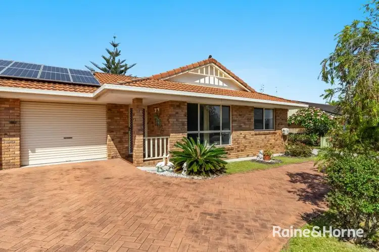 2/44 Young Street, Iluka NSW 2466