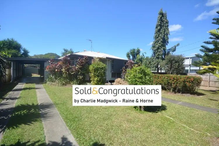 8 Thomas Street, Mossman QLD 4873