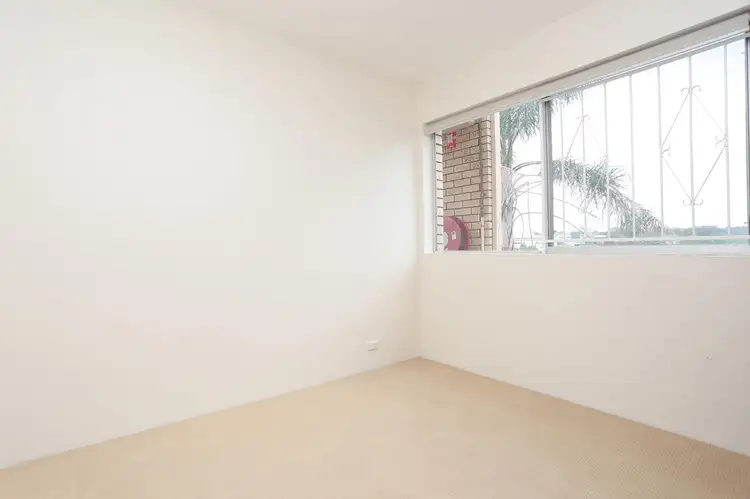 Fourth view of Homely apartment listing, 4/53 Clarence Road, Indooroopilly QLD 4068