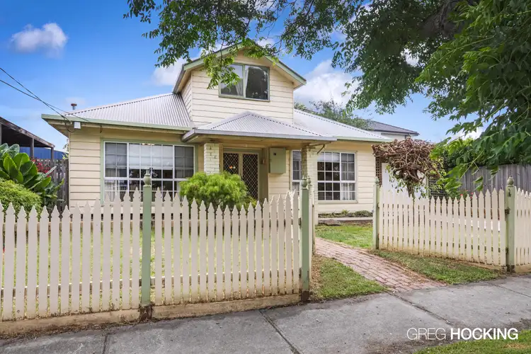 14 Railway Parade, Newport VIC 3015