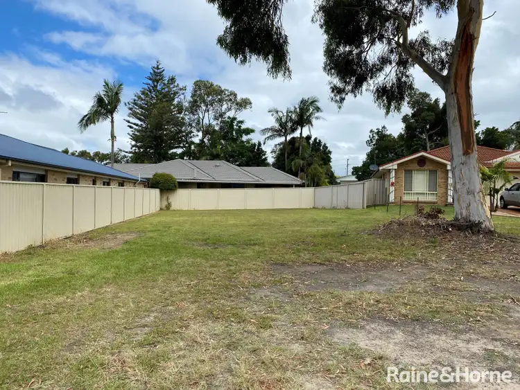 8 Mahogany Place, North Nowra NSW 2541