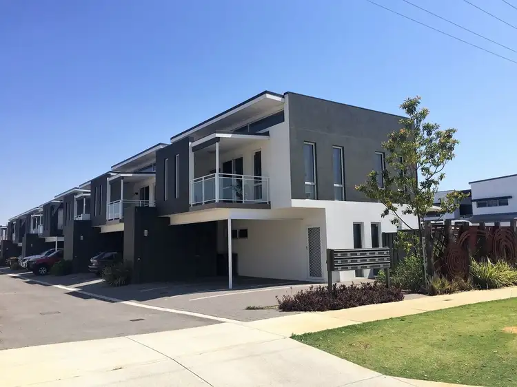 10/1 Spring Avenue