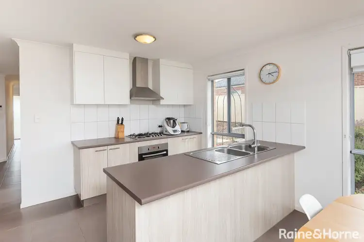 Fifth view of Homely house listing, 2 Lesetta Court, Strathalbyn SA 5255