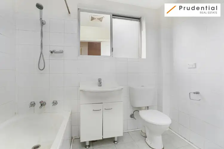 Fifth view of Homely unit listing, 18/1 Lavinia Place, Ambarvale NSW 2560