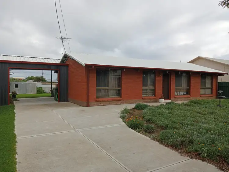 6 Warrigal Road