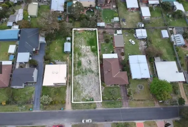 44 Hayes Avenue, Rosebud VIC 3939