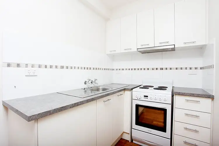 Fourth view of Homely apartment listing, 10/95 Melbourne Road, Williamstown VIC 3016
