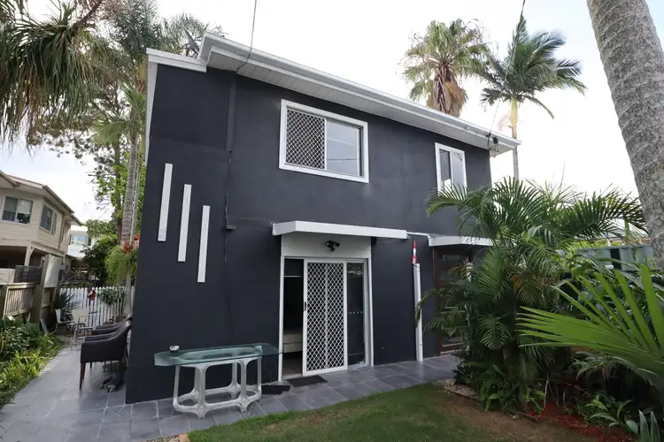 10 Chaffey Street, Tugun QLD 4224