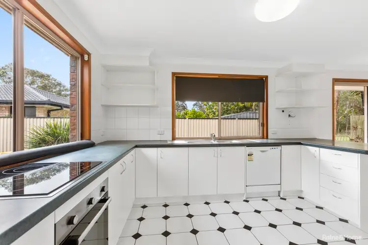 2/9 Caroline Street, Pottsville NSW 2489