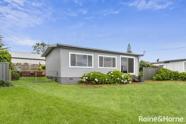 Second view of Homely house listing, 40 Sunset Strip, Manyana NSW 2539
