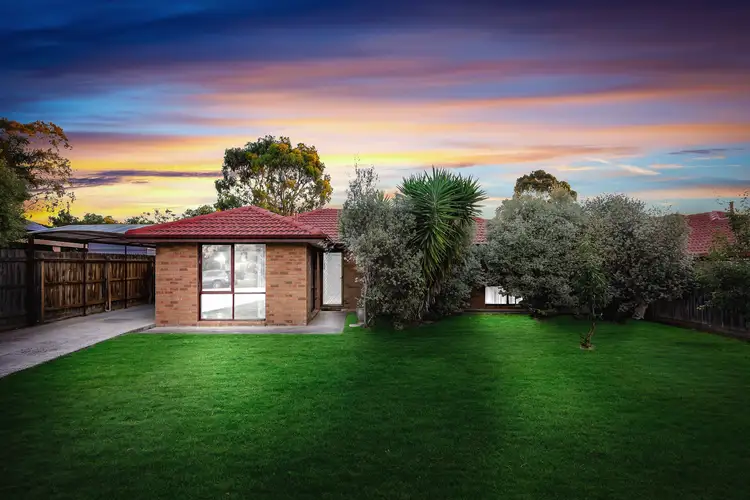 42 Huon Park Road, Cranbourne North VIC 3977