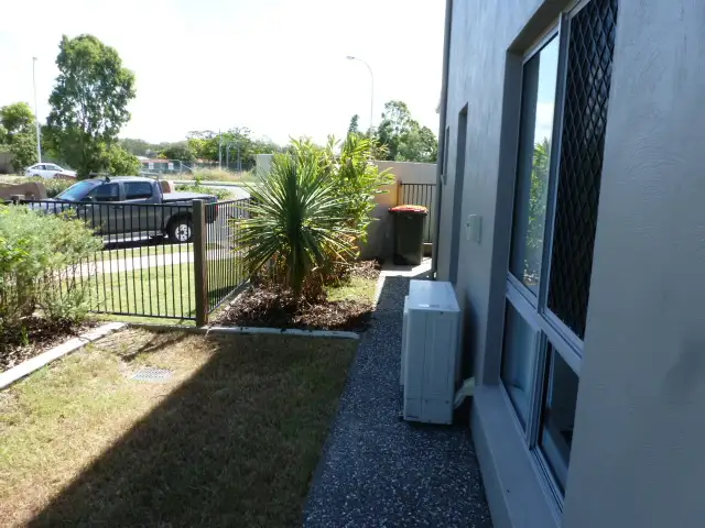 Seventh view of Homely townhouse listing, 46/86 Carselgrove Ave, Fitzgibbon QLD 4018