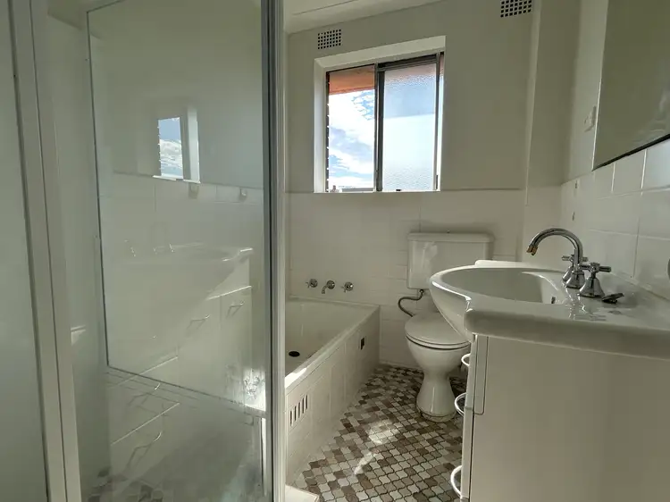 Fourth view of Homely unit listing, 9/4 Hunter Street, Lewisham NSW 2049