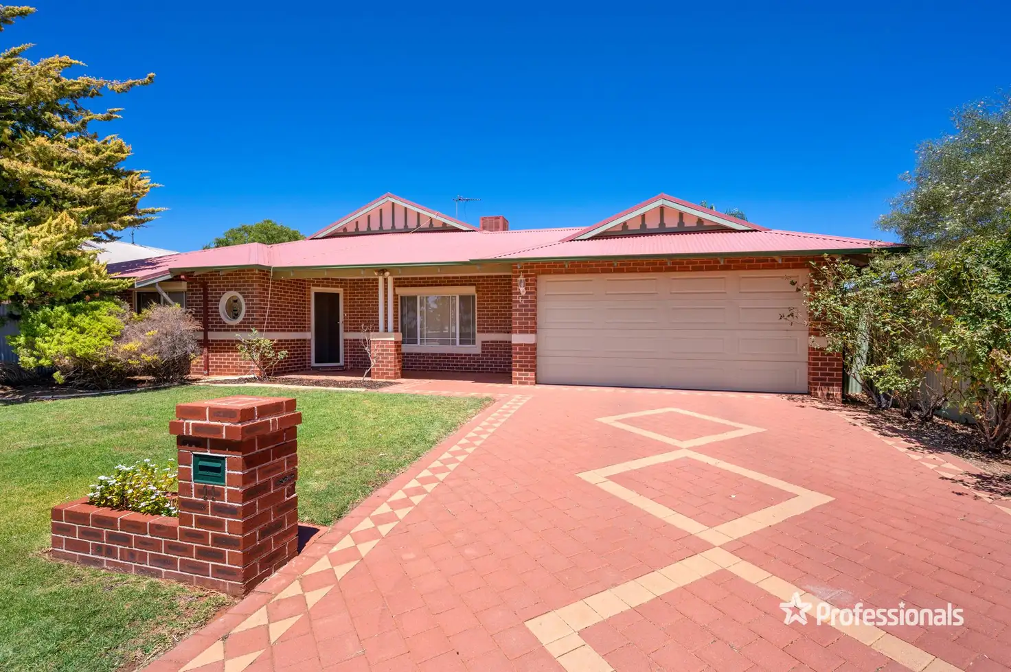 Main view of Homely house listing, 11 Mosconi Circle, Somerville WA 6430