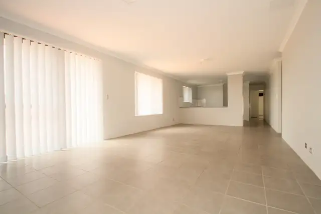 Fifth view of Homely house listing, 2 Sorrento Turn, Secret Harbour WA 6173