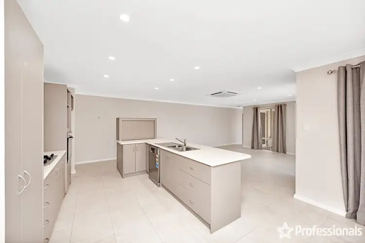 8 Foley Court, Mount Tarcoola WA 6530
