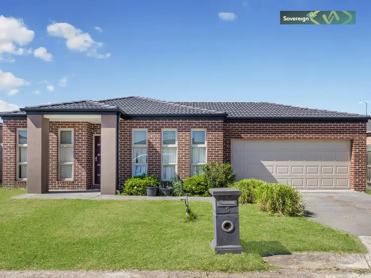 5 Dena Lane, Narre Warren VIC 3805