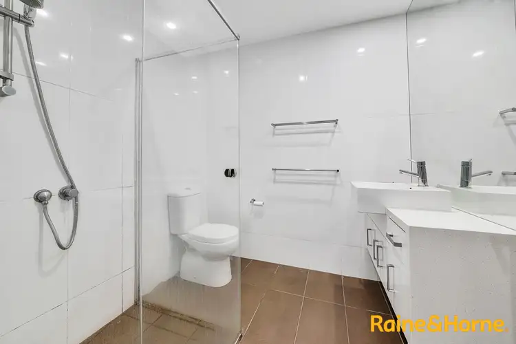 Fourth view of Homely apartment listing, 6/302 Golf Links Road, Narre Warren VIC 3805