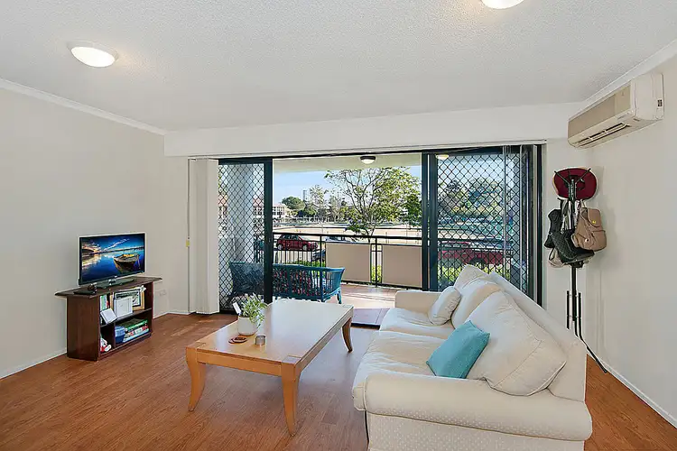 10/55 HARRIES RD, Coorparoo QLD 4151
