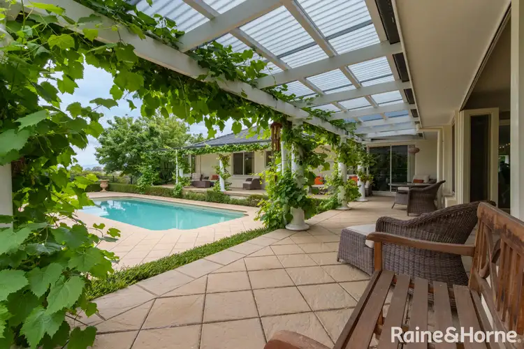 8a Delaware Crescent, Robin Hill NSW 2795