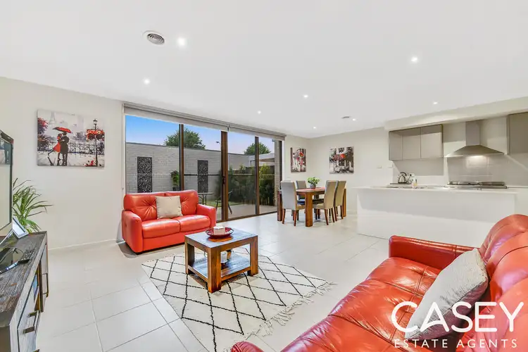 Fifth view of Homely house listing, 11 Hutton Way, Cranbourne East VIC 3977