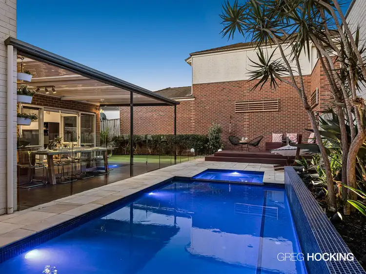 15 Cypress Point Parade, Heatherton VIC 3202