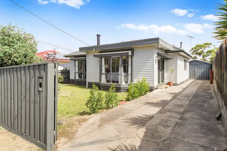 15 McRae Street, Seaford VIC 3198