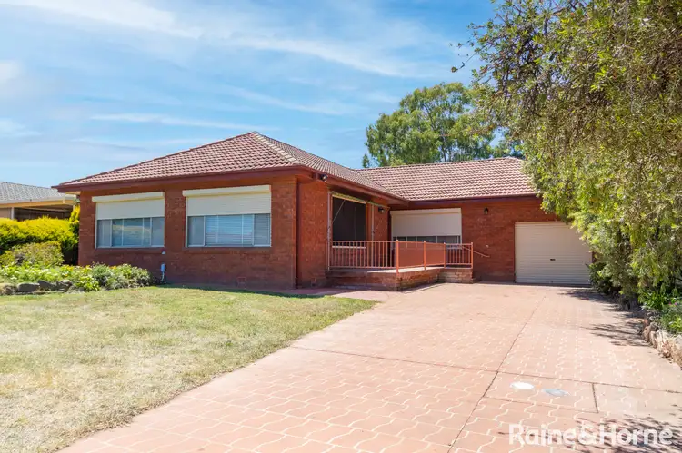 7 Osborne Avenue, West Bathurst NSW 2795