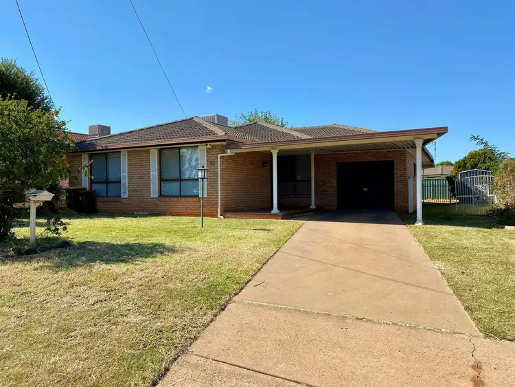 36 Mumford Crescent