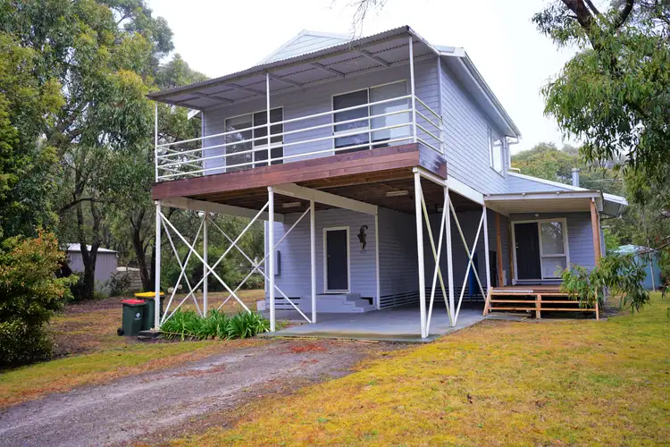 4 Macneil Court, Walkerville VIC 3956