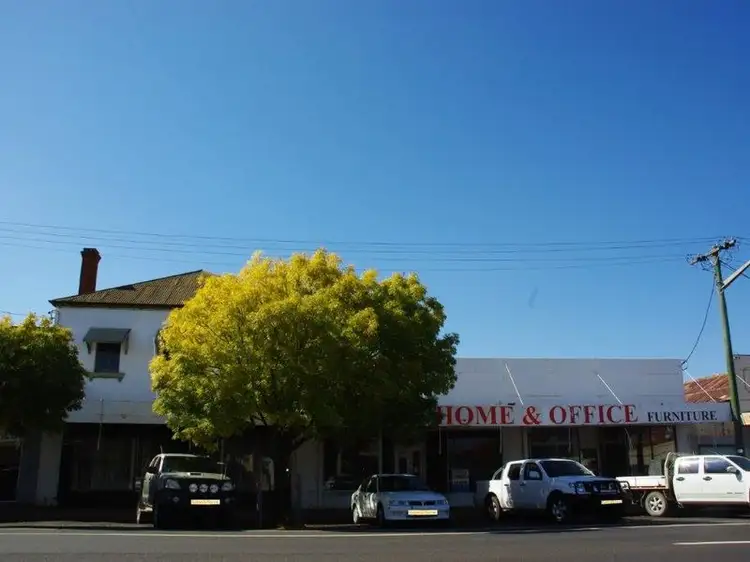 Main view of Homely unit listing, 98-102 Lee Street, Wellington NSW 2820