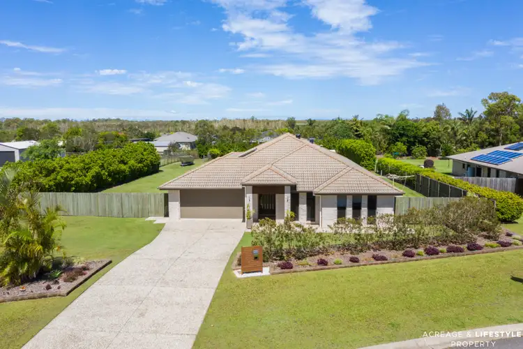 100-102 Cocos Drive, Ningi QLD 4511