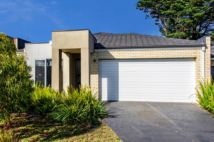 Main view of Homely house listing, 28 Denistoun Crescent, Cranbourne VIC 3977