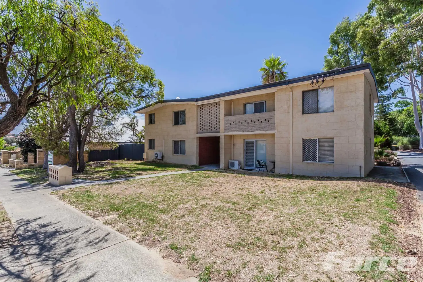 Main view of Homely unit listing, 10/12 Banksia Street, Joondanna WA 6060