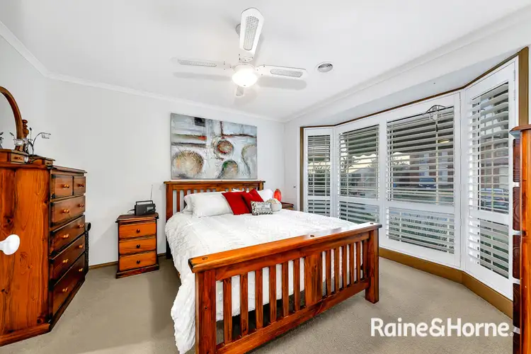 Second view of Homely house listing, 5 Wildwood Court, Cranbourne North VIC 3977
