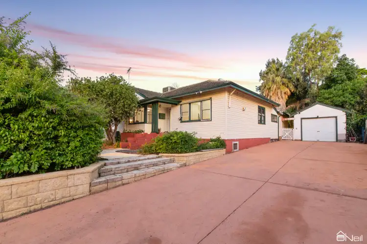 192 South Western Highway, Mount Richon WA 6112