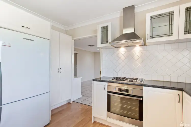 Seventh view of Homely house listing, 13 Cobham Way, Camillo WA 6111