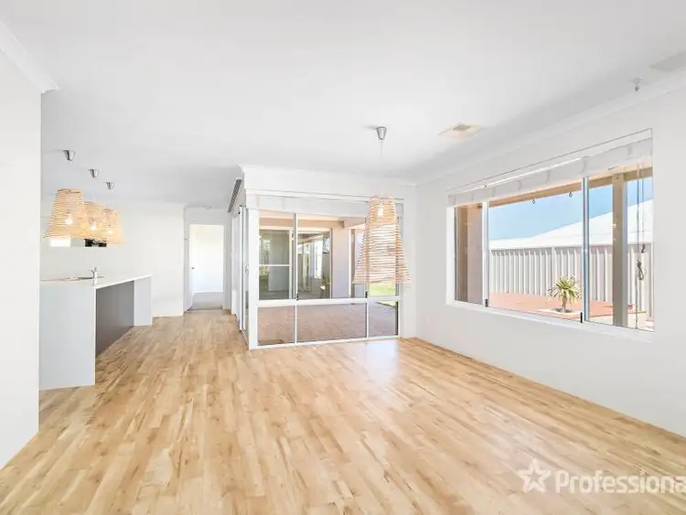 Fourth view of Homely house listing, 12 Spindrift Vista, Glenfield WA 6532