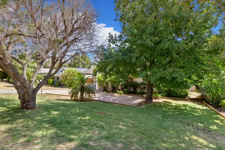 16 Belaire Terrace, Kelmscott WA 6111