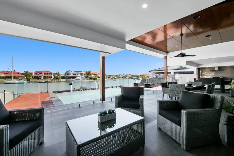 8 Genoa Court, Raby Bay QLD 4163