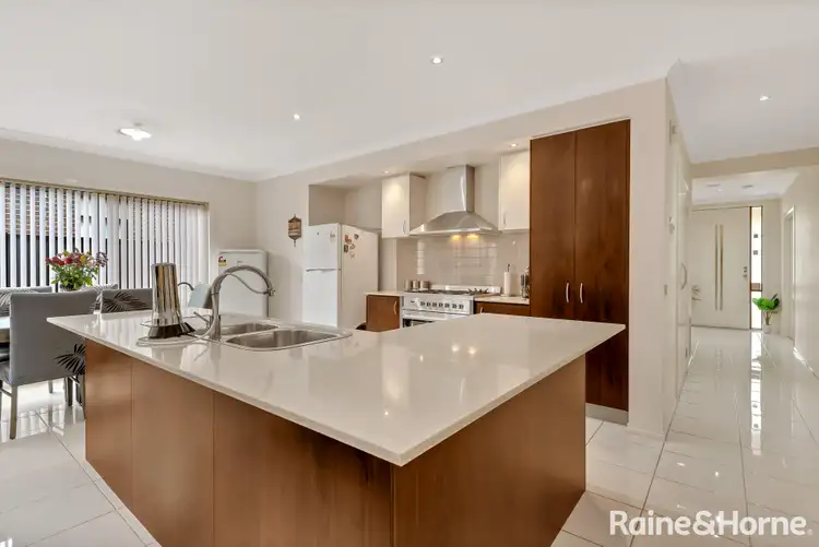 Second view of Homely house listing, 5 Falls Avenue, Craigieburn VIC 3064