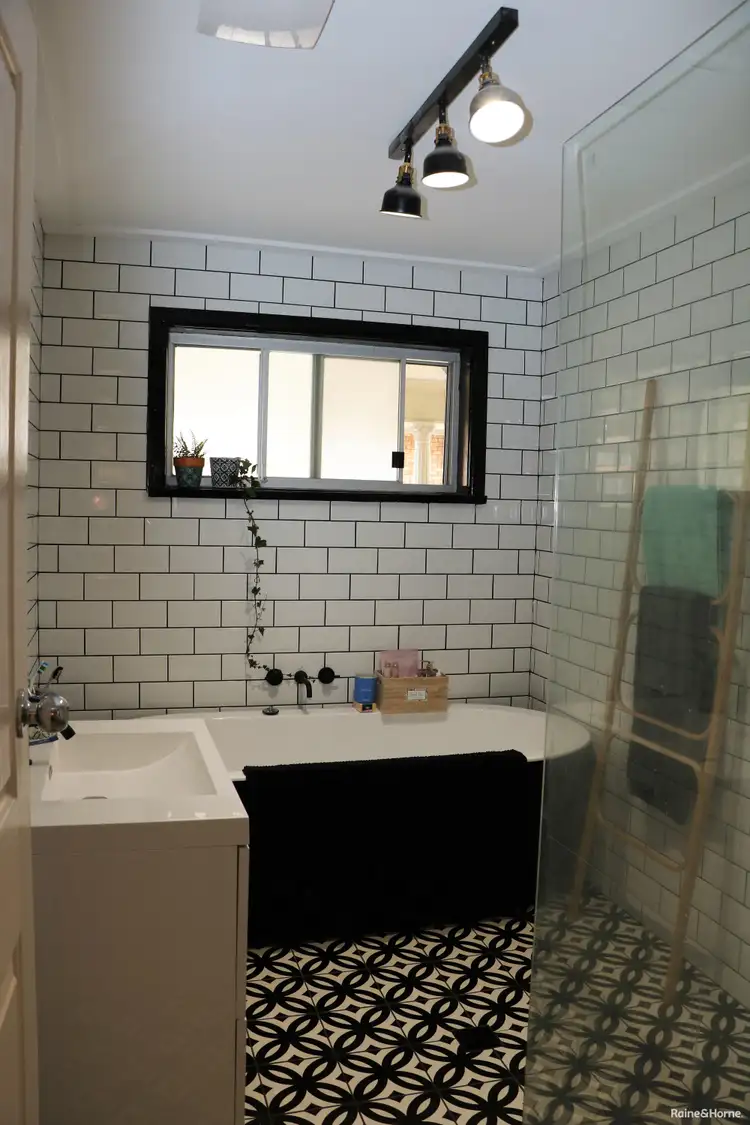 Fifth view of Homely house listing, 27 Mengarvie Road, Parkes NSW 2870