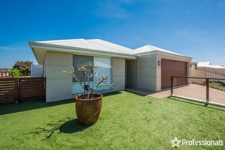 9 Moorings Loop, Sunset Beach WA 6530