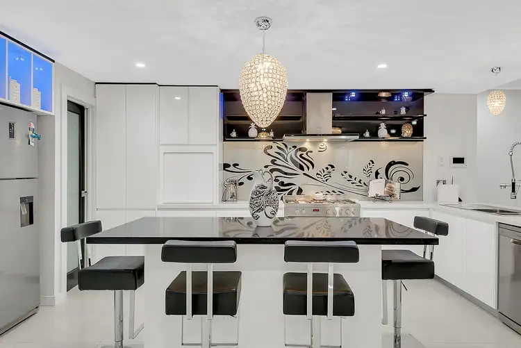 Sixth view of Homely house listing, 8 Domain Way, Craigieburn VIC 3064
