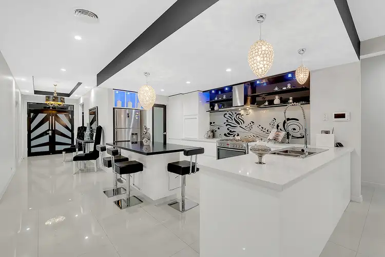 Seventh view of Homely house listing, 8 Domain Way, Craigieburn VIC 3064
