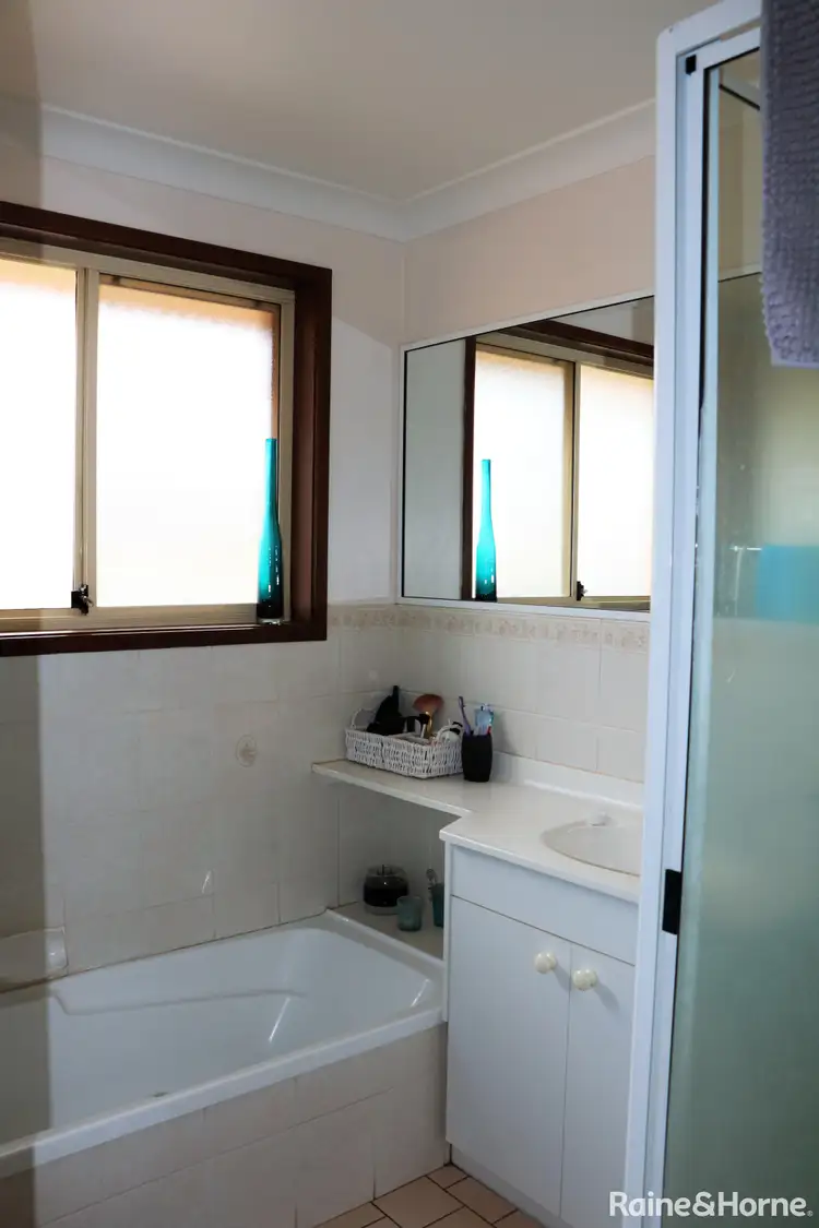 Sixth view of Homely house listing, 6 Mimosa Road, Parkes NSW 2870