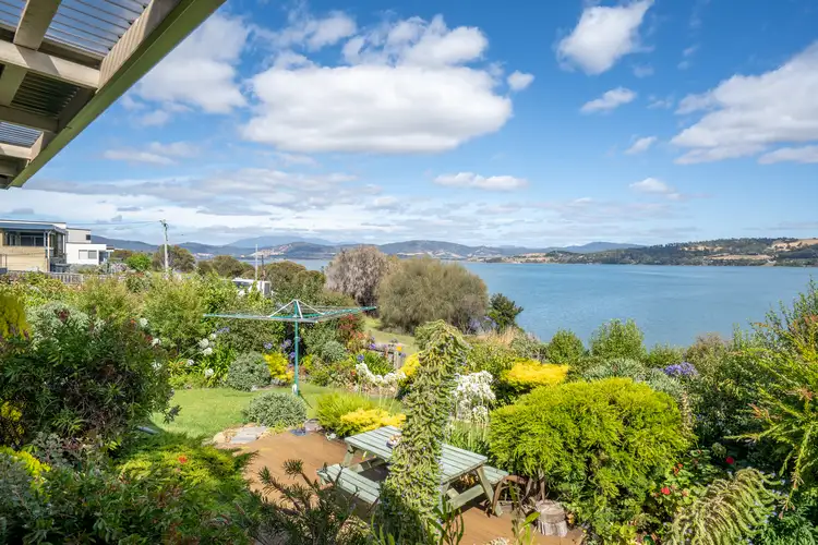 56 McKinly Street, Midway Point TAS 7171